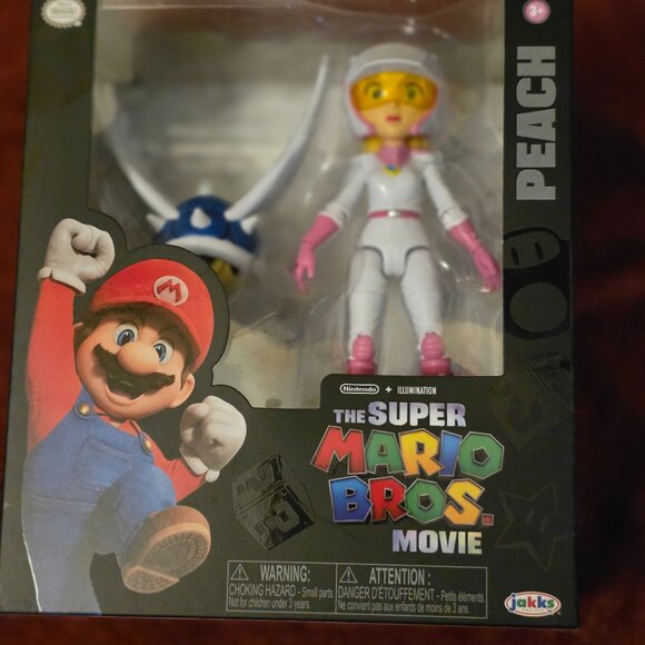 Super Mario Brothers Bros Movie 5” Peach Action Figure Toy NINTENDO NEW - Picture 1 of 4